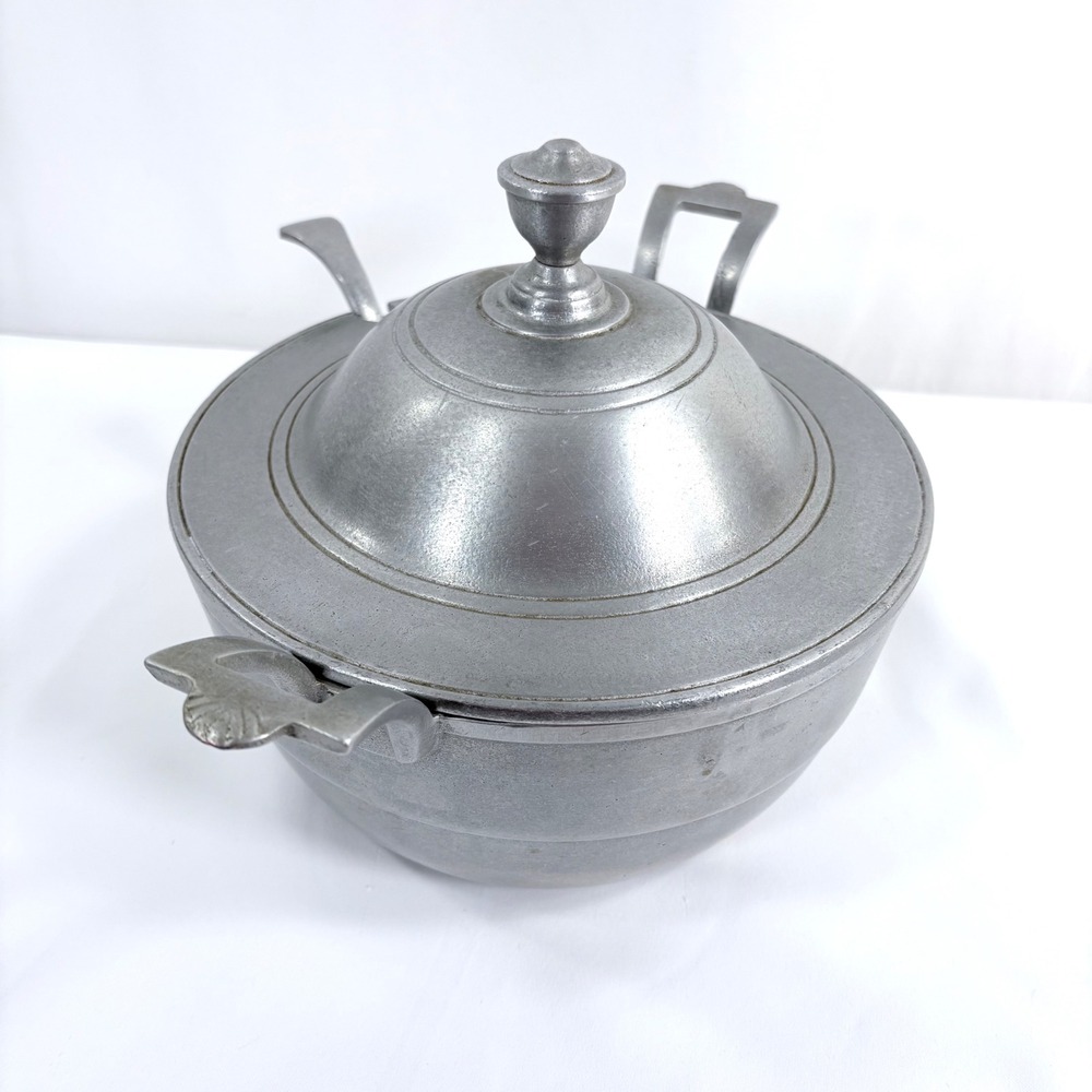 Wilton Armetale Soup Tureen Silver Pewter Alternative Lid Ladle 2qt